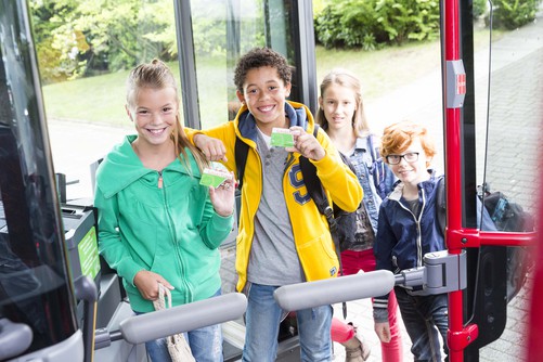Kann Man Mit Dem Schokoticket Nach Venlo Mit dem Bus zur Schule? Jetzt das SchokoTicket für das neue Schuljahr